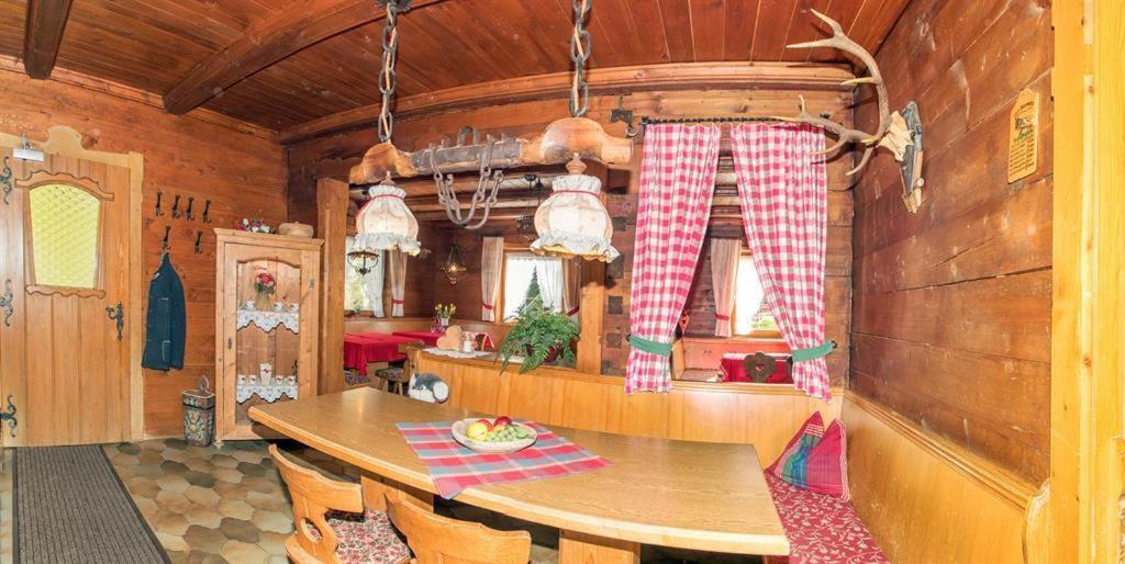 Villa Schiestl's Almstüberl Mayrhofen Exterior foto